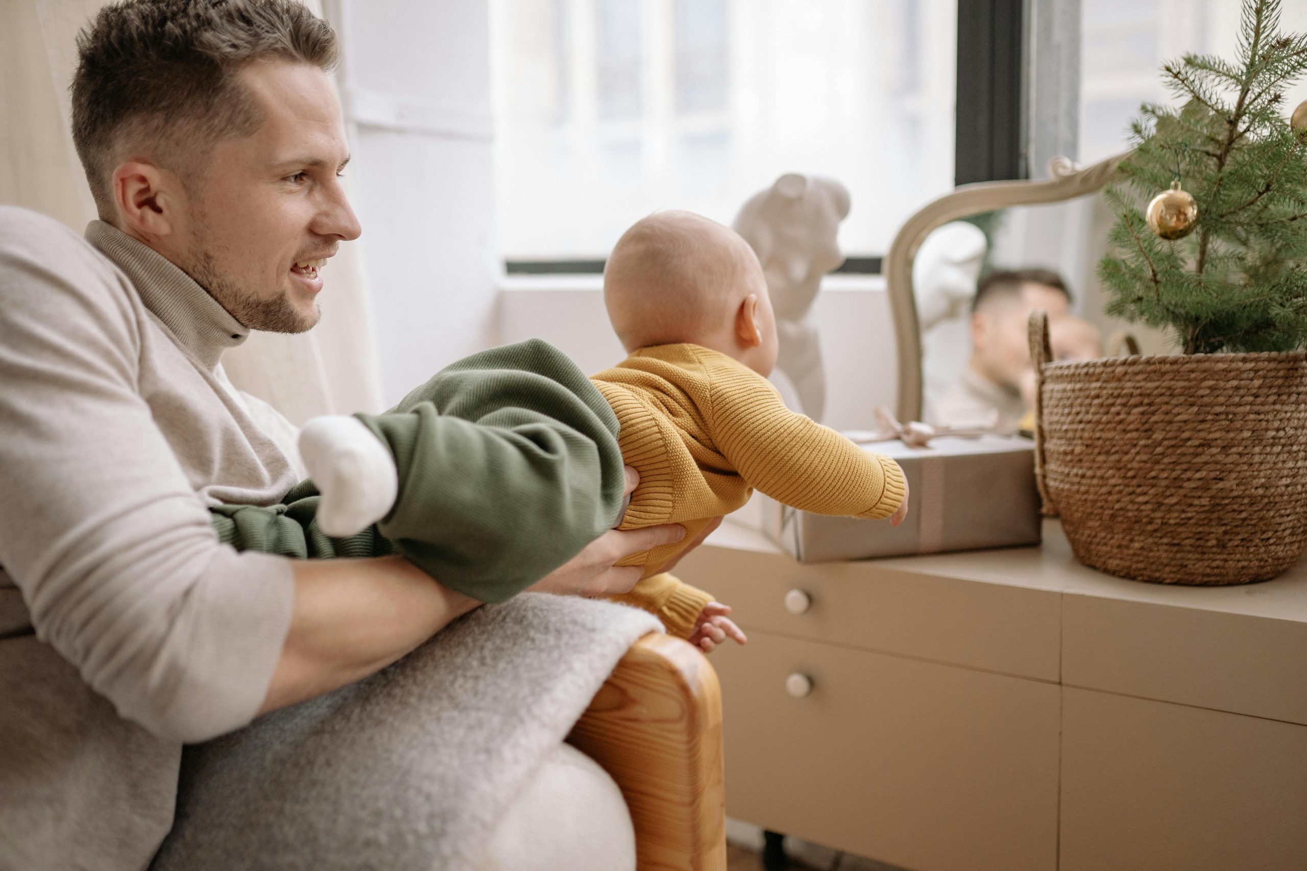 Comment choisir le bon miroir voiture pour bébé