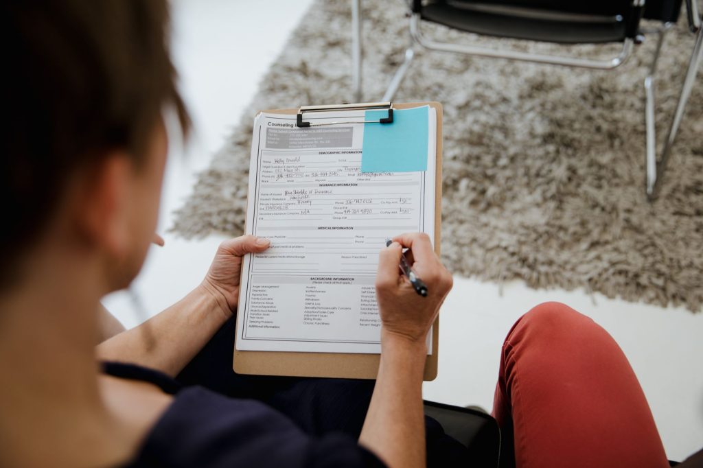 Papiers de carte grise et documents administratifs